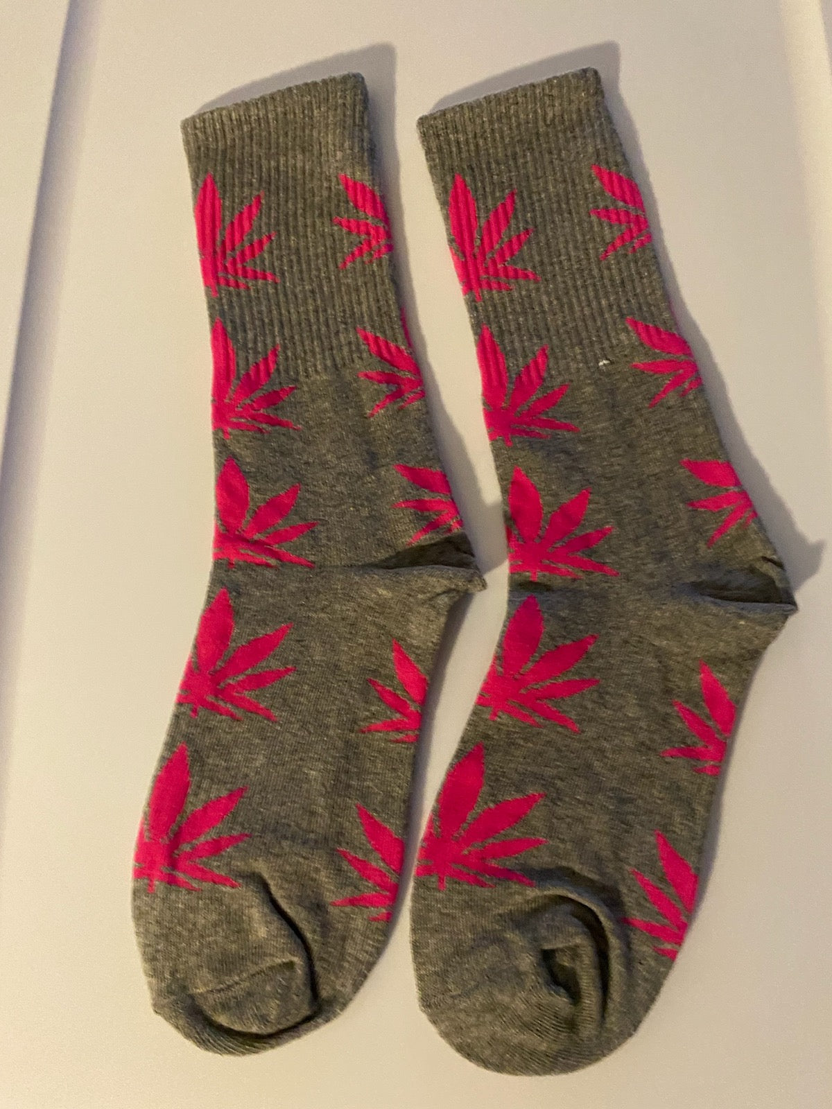 Grey/Pink Cannabis